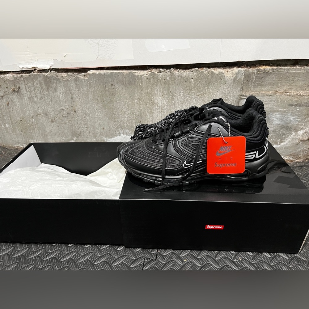 Supreme x Nike Air Max 98 TL, Size 10.5 Black